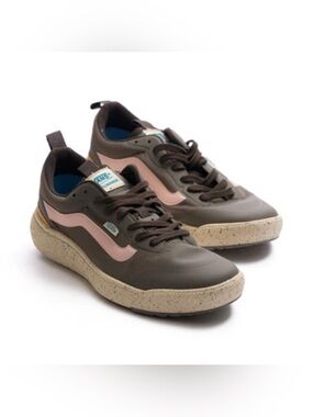 Vans Ultrarange Women's Gray and Pink Sneakers